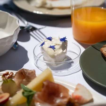 Relais Borgo Taurino منتجع *